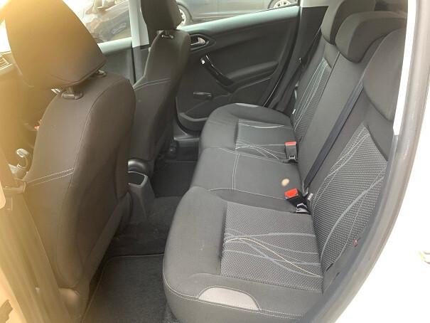 Peugeot 208 1.4 HDi 68 CV 5 porte Active