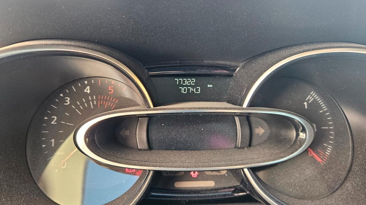 Renault Clio dCi 8V 75 CV 5 porte Moschino Life