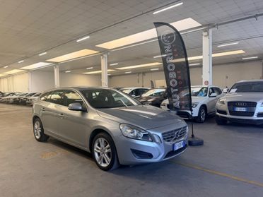 Volvo V60 DRIVe Powershift Momentum