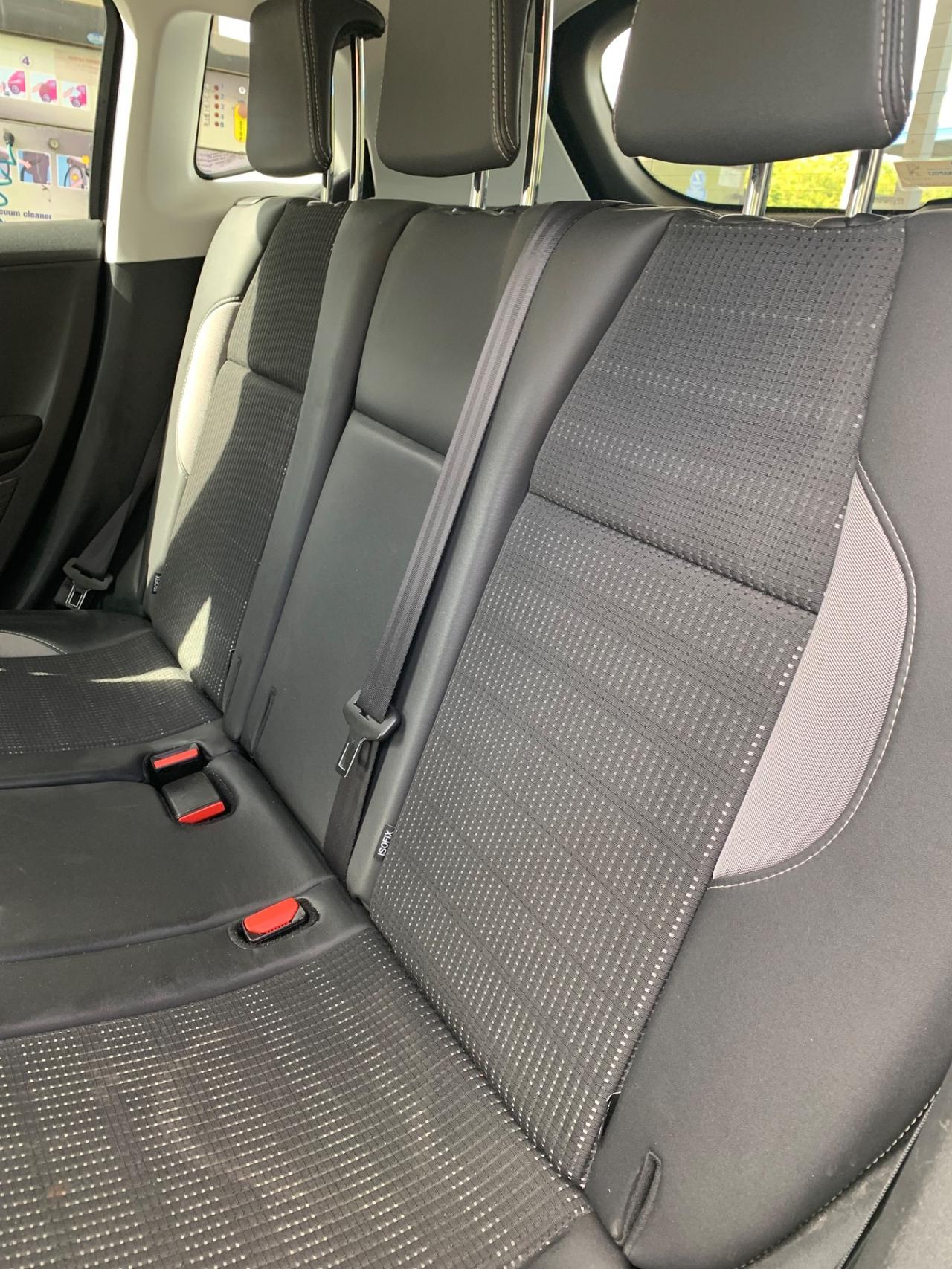 Peugeot 2008 1.6 e-HDi 115 CV CON TETTO