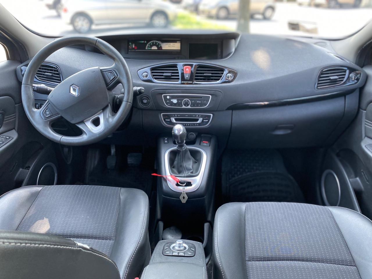 Renault Scenic Scénic 1.5 dCi 7 POSTI