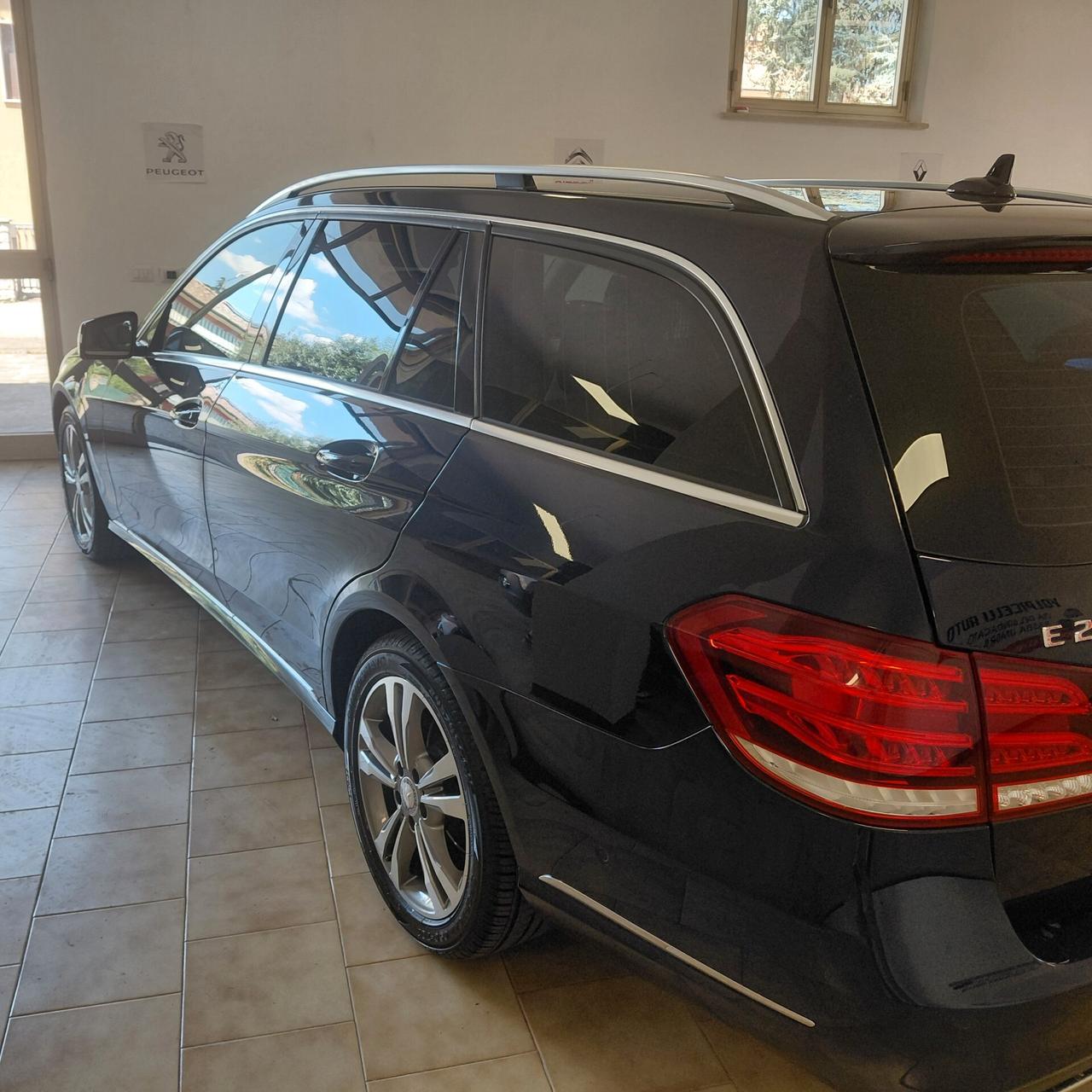MERCEDES CLASSE E ANNO 2014 DS 2.1 AUTOMATICA KM 370 MILA