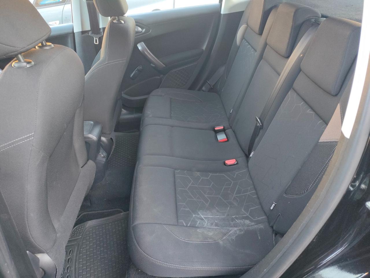 Peugeot 2008 1.5 92cv e-HDi Active