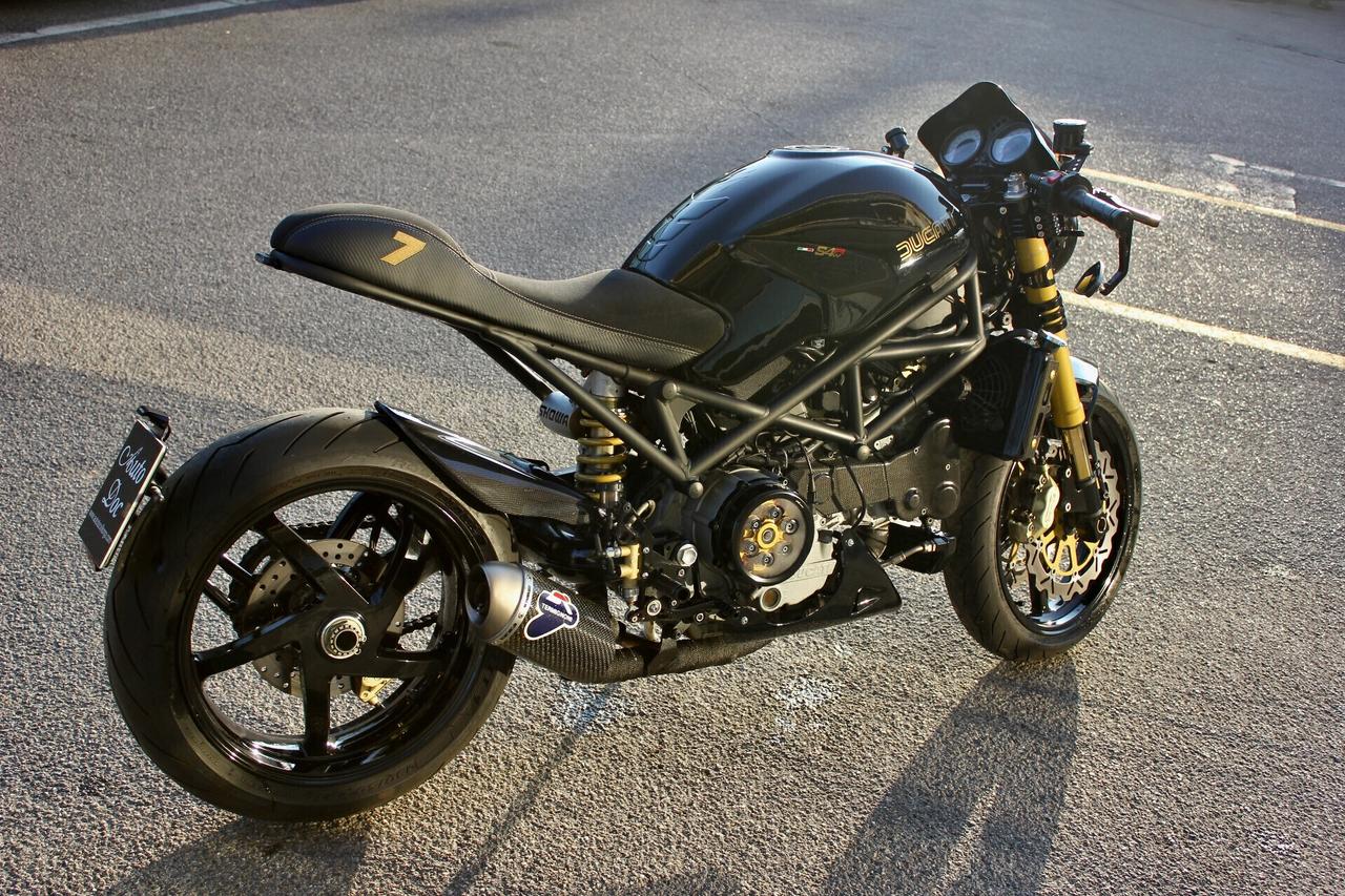 Ducati Monster S4R PARAFANGO CARBONIO PEDANE SPORTIVE
