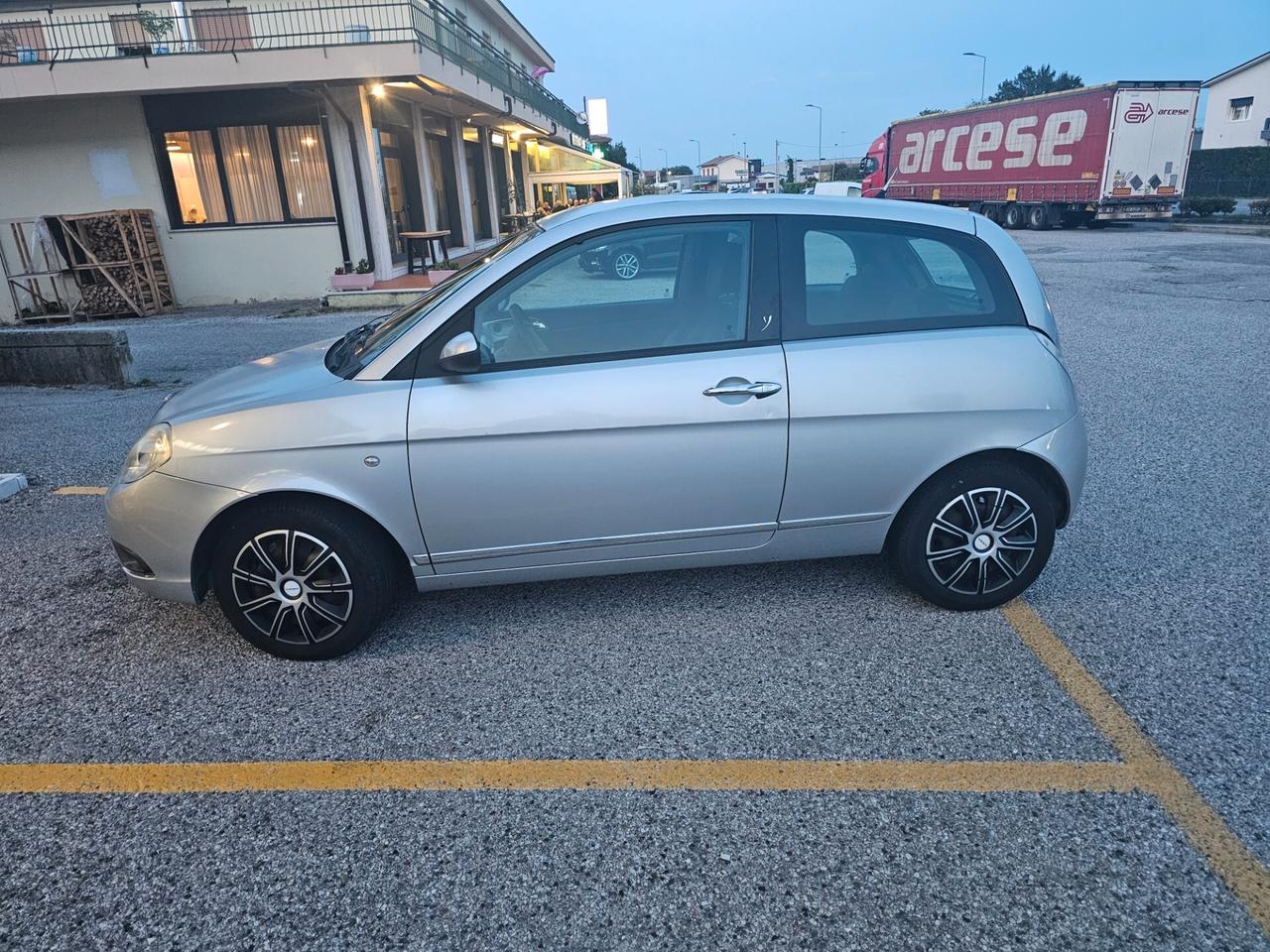 Lancia Ypsilon 1.2 Argento