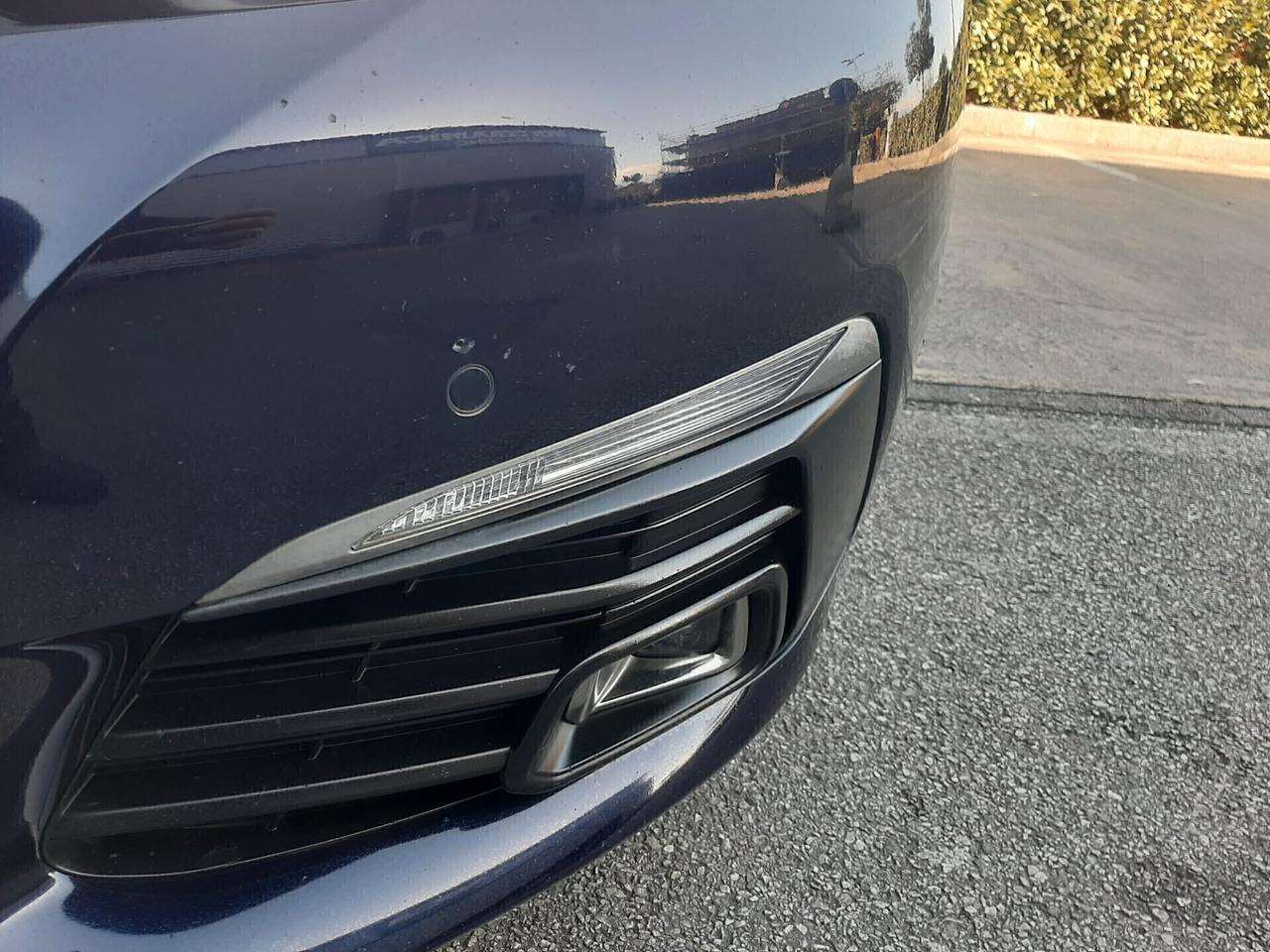 Peugeot 308 BlueHDi 130 S&S EAT8 SW Allure