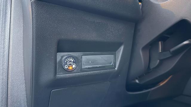 RENAULT Captur TCe100CV GPL BUSINESS*24M.G*FULL LED*R.CAM*CARPLAY