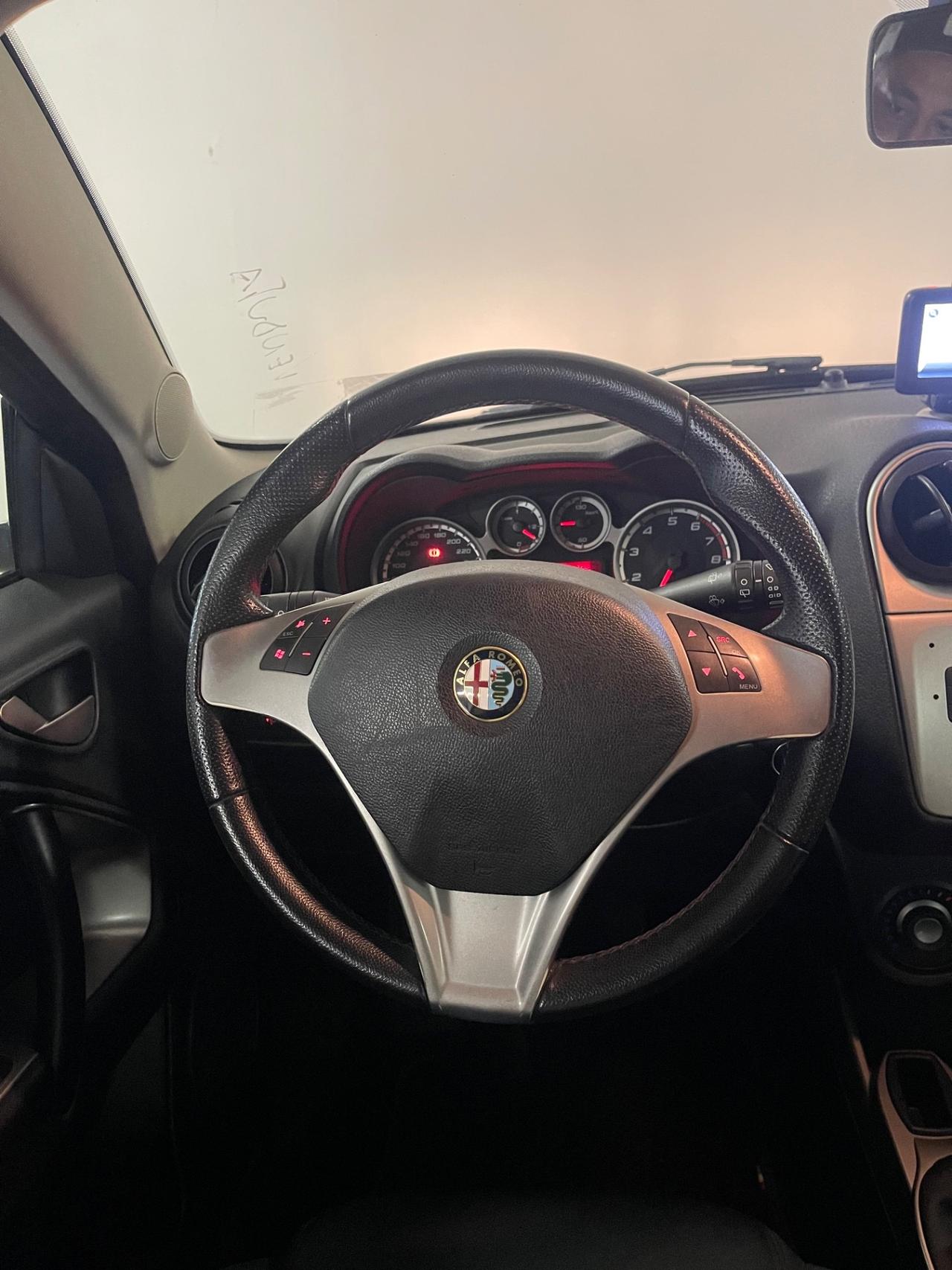 Alfa Romeo MiTo 0.9 T 105 CV TwinAir S&S Distinctive