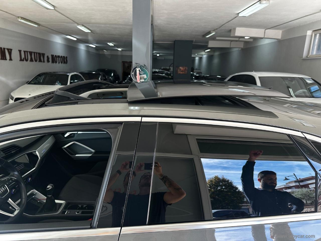 AUDI Q3 SPB 35 TFSI Business Plus