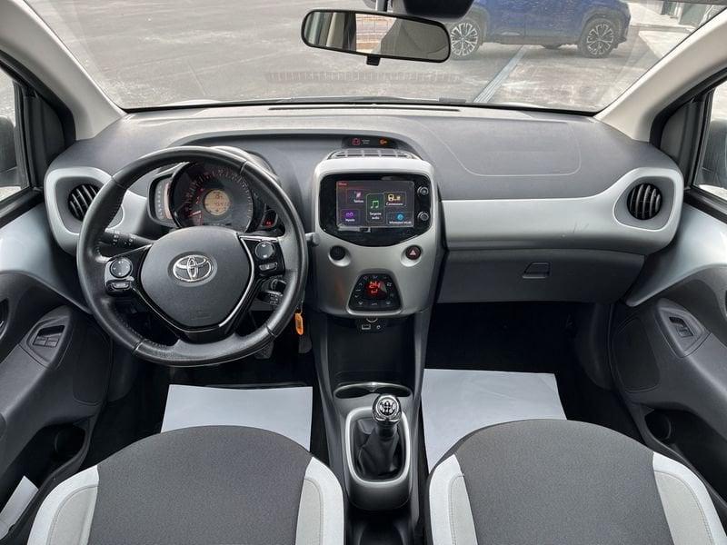 Toyota Aygo 1.0 VVT-i 69 CV 5 porte x-play TTS