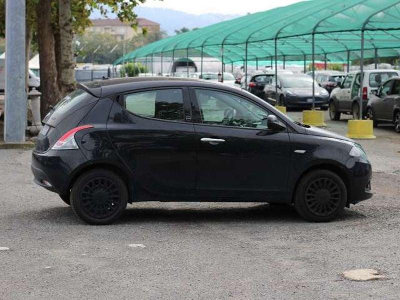 Lancia Ypsilon 1.0 firefly hybrid Silver s*PROMO OUTLET*