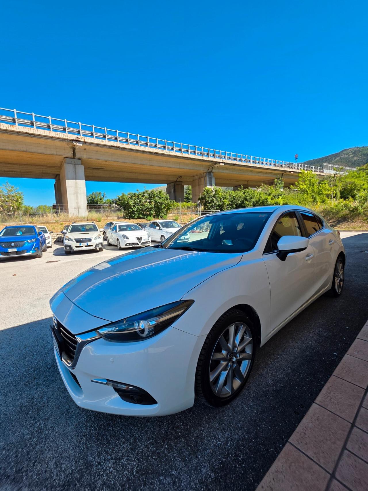 Mazda 3 Mazda3 2.2 Skyactiv-D Exceed