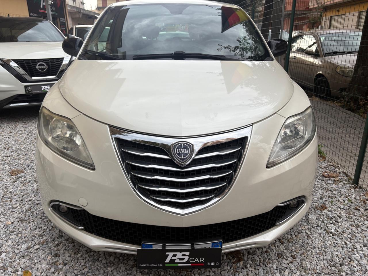 Lancia Ypsilon 1.3 MJT 16V 95 CV 5 porte S&S Silver
