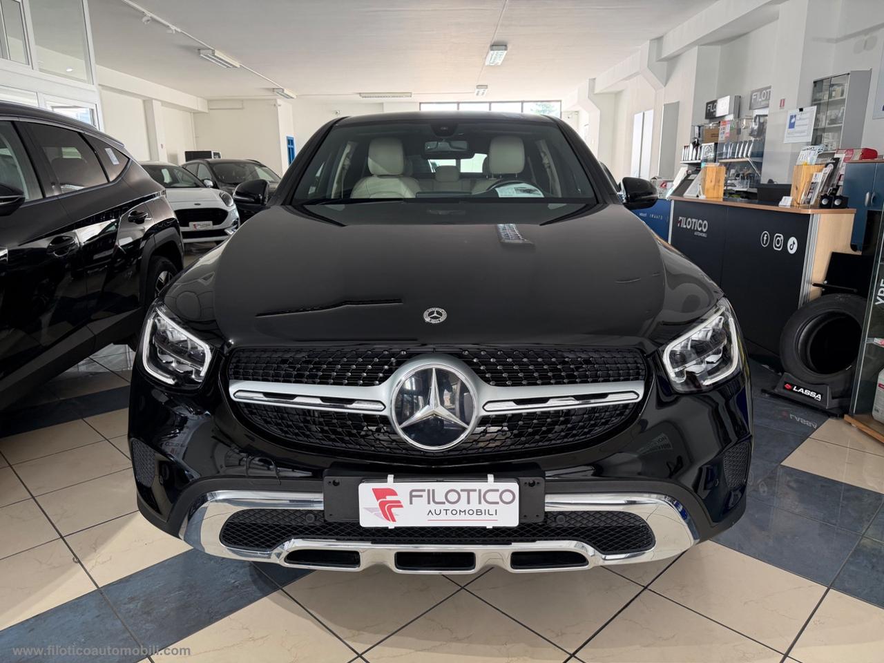 MERCEDES-BENZ GLC 300 de 4M Plug-in hyb. Coupé Sport PELLE - FARI LED FULL!!