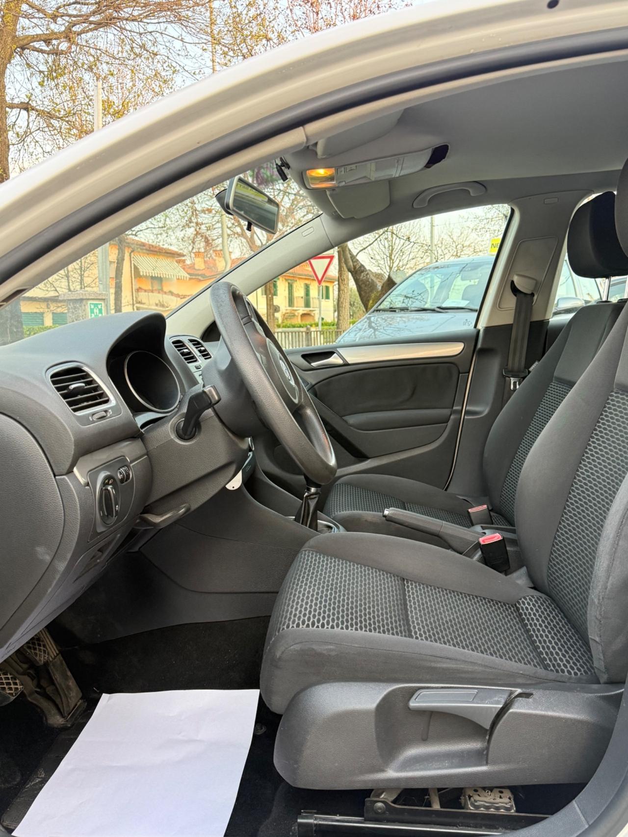 Volkswagen Golf 1.6 TDI DPF 5p. Highline