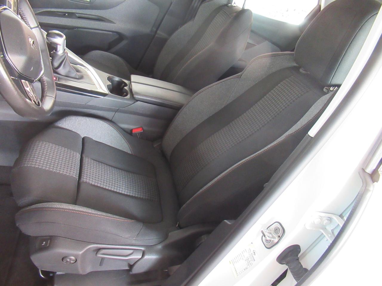 Peugeot 3008 BlueHDi 130 S&S Allure VIRTUAL COKPIT