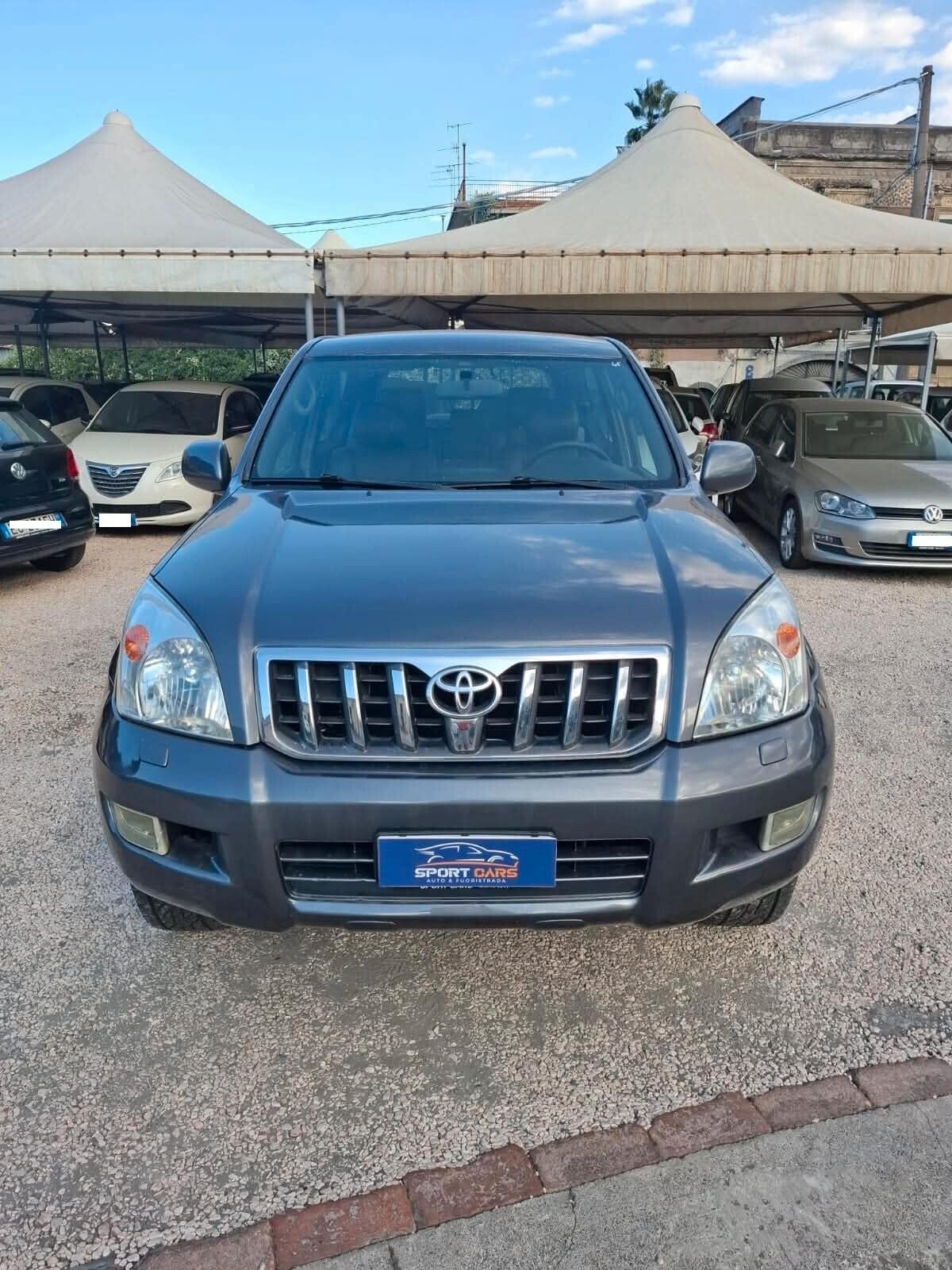 Toyota Land Cruiser 3.0 D-4D 16V cat 3 porte aut. Executive AUTOCARRO 5 POSTI