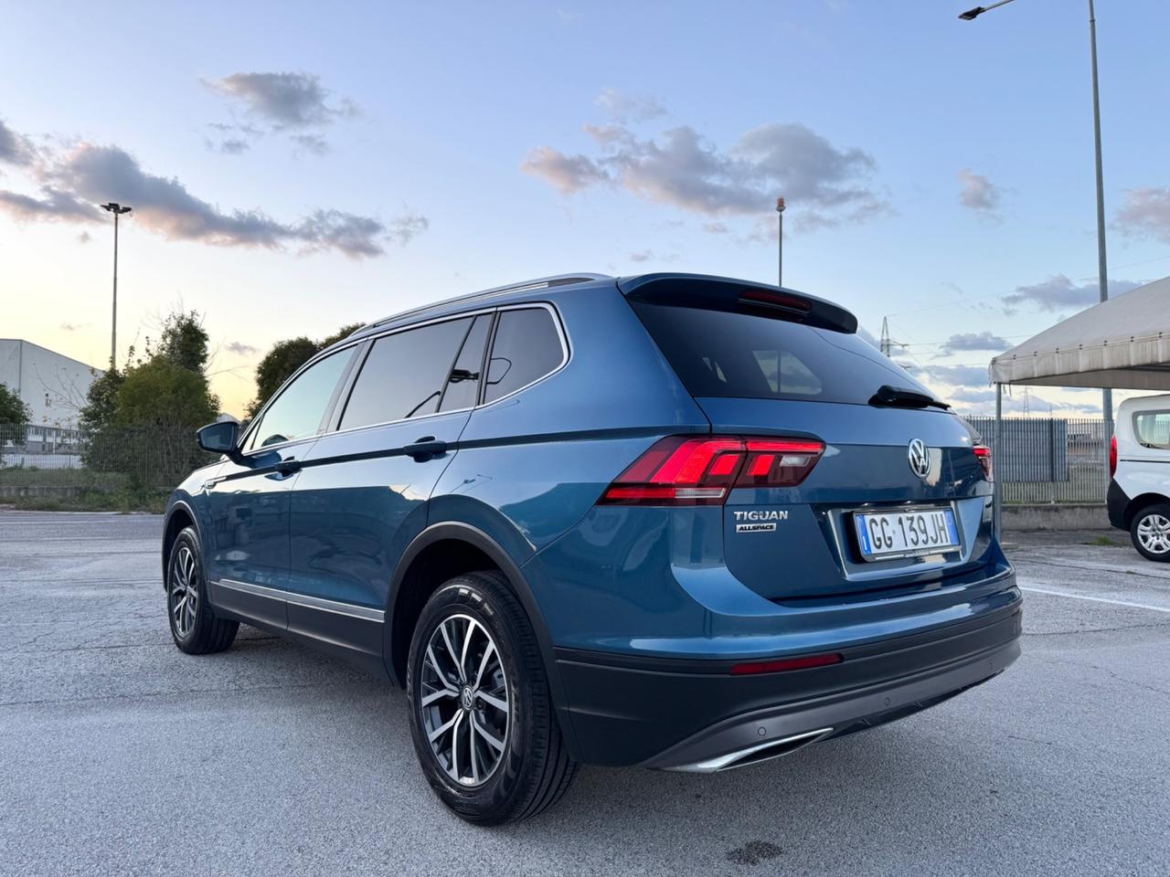 VOLKSWAGEN TIGUAN Allspace 2.0 Tdi - 7 Posti Navi