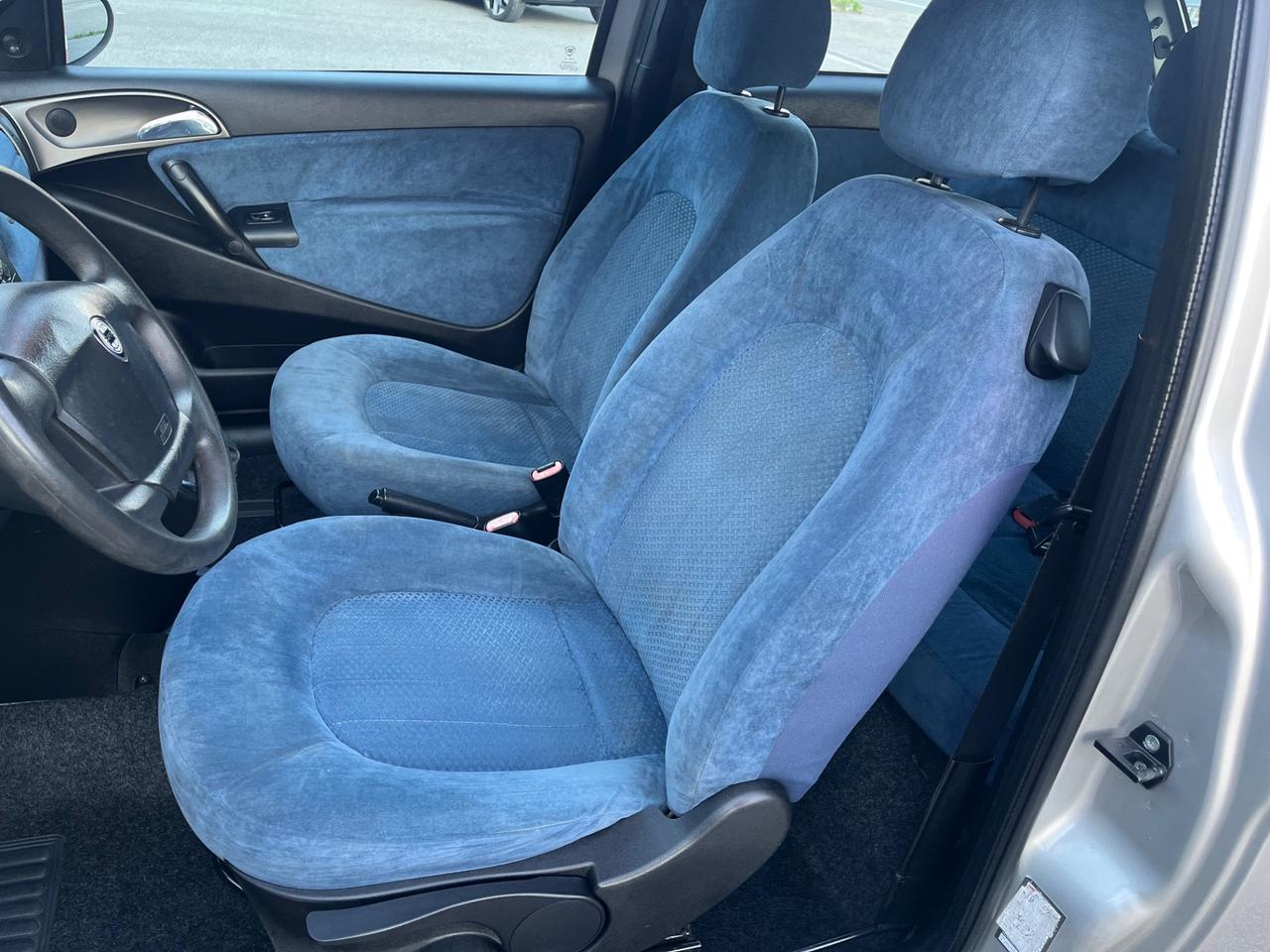 LANCIA YPSILON - NEOPATENTATI