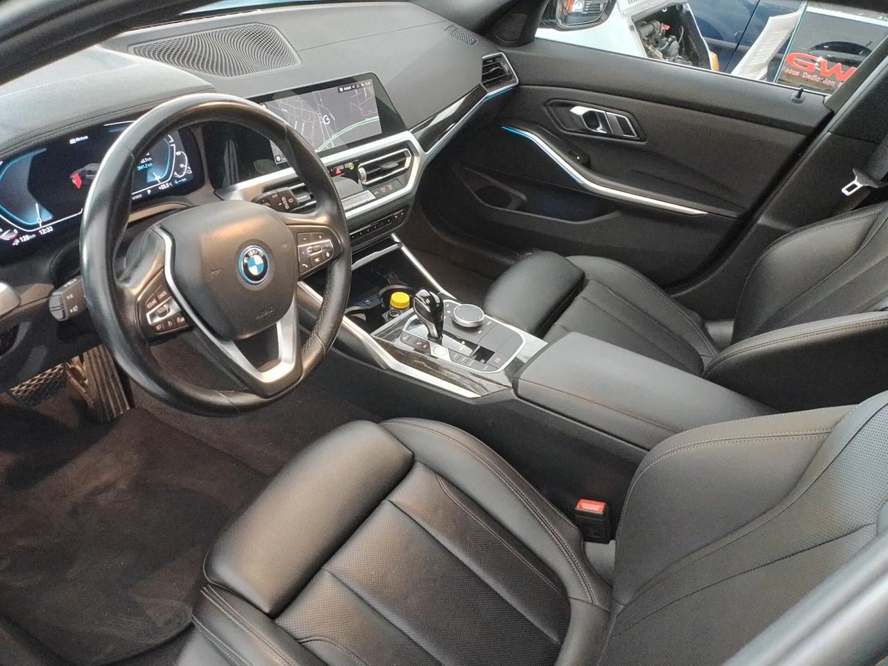 BNW 320E 2.0 Touring Luxury 163cv Plug-in Hybrid