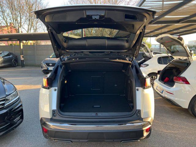 PEUGEOT 3008 BlueHDi 130 S&S EAT8 GT