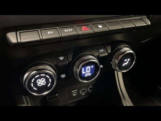 Renault Captur 1.6 E-Tech full hybrid Evolution 145cv auto