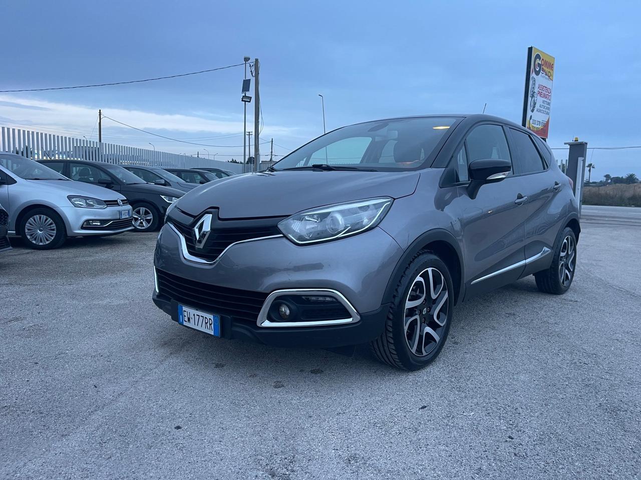 RENAULT CAPTUR 0.9 TCE 90CV R-LINK FULL LED MY14