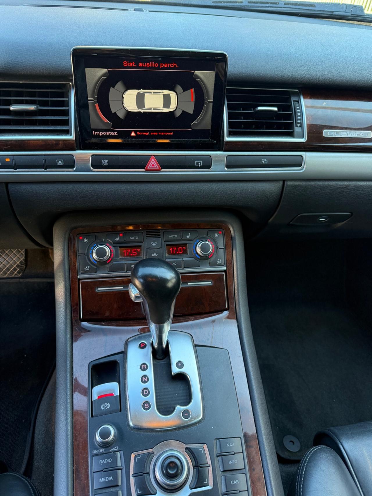 Audi A8 3.0TDI 233cv Quattro