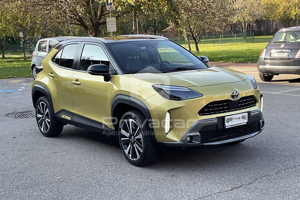 TOYOTA Yaris Cross 1.5 Hybrid 5p. E-CVT AWD-i Premiere