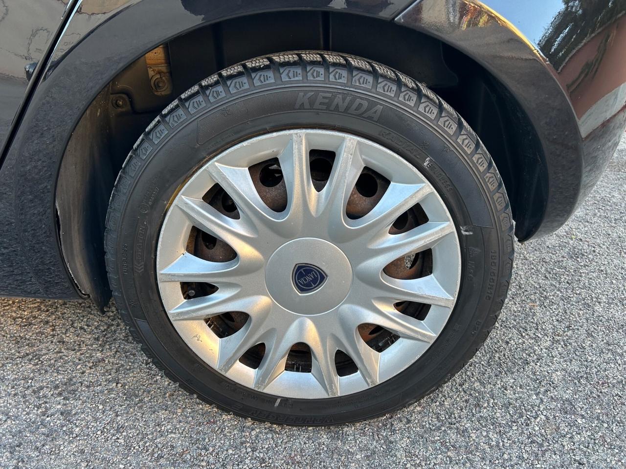 Lancia Ypsilon 1.2 benz ideale per neo patentati