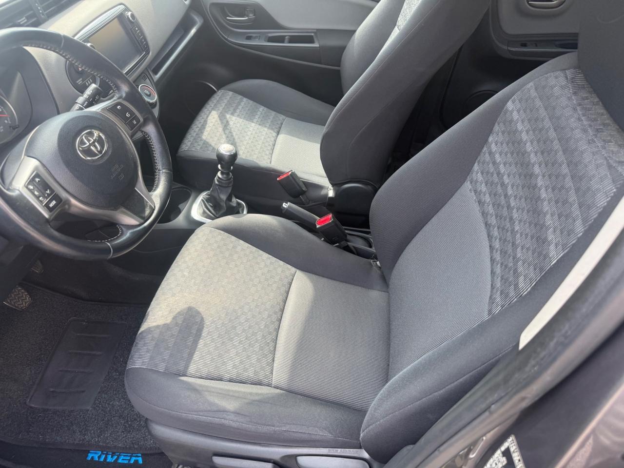 Toyota Yaris 1.4 D-4D 5 porte Lounge