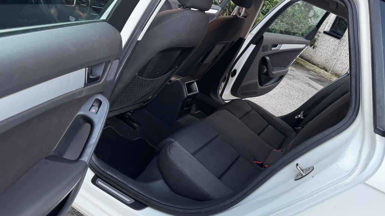 Audi A4 Avant 2.0 TDI 170CV F.AP. quattro . Amb.