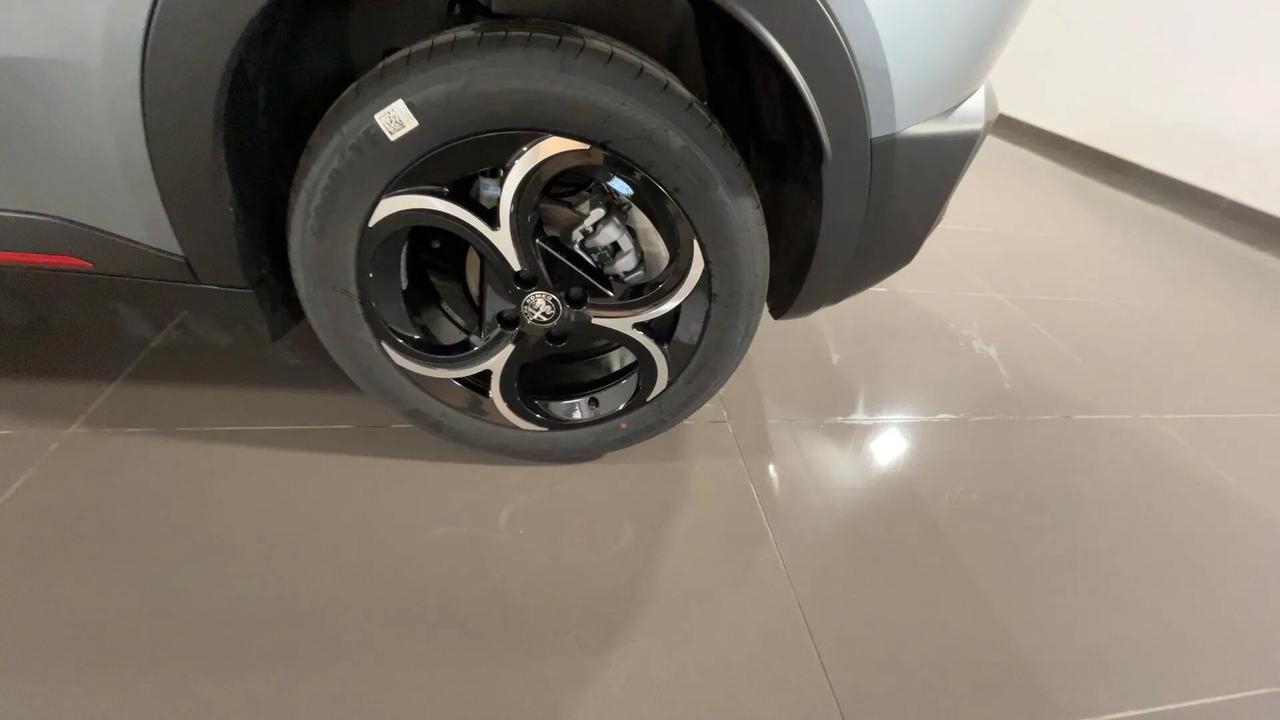 Alfa Romeo Junior 1.2 136 CV Hybrid eDCT6