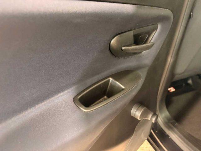 LANCIA Ypsilon 3ª serie - 1.0 FireFly 5 porte S&S Hybrid Plati