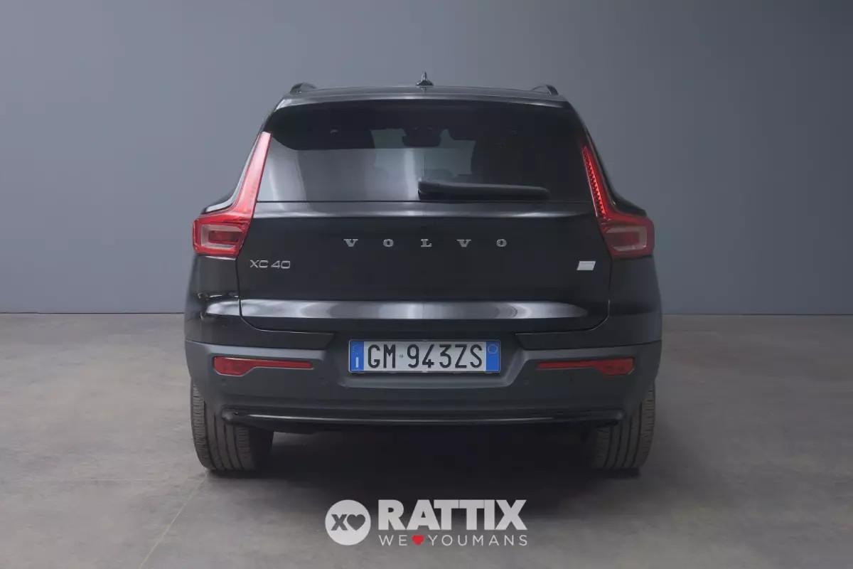 Volvo XC40 motore elettrico 175kW Recharge Pure Plus Auto