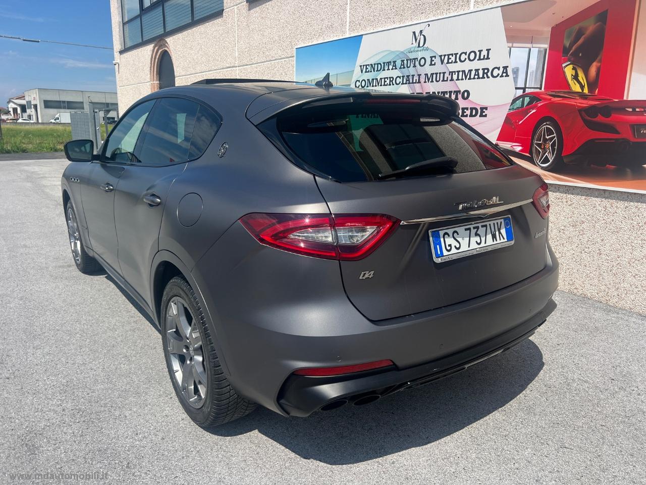 MASERATI Levante V6 AWD Gransport 350CV TETTO 20 CAMERA 360