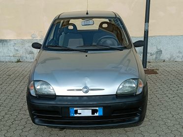 Fiat 600 1.1 Active
