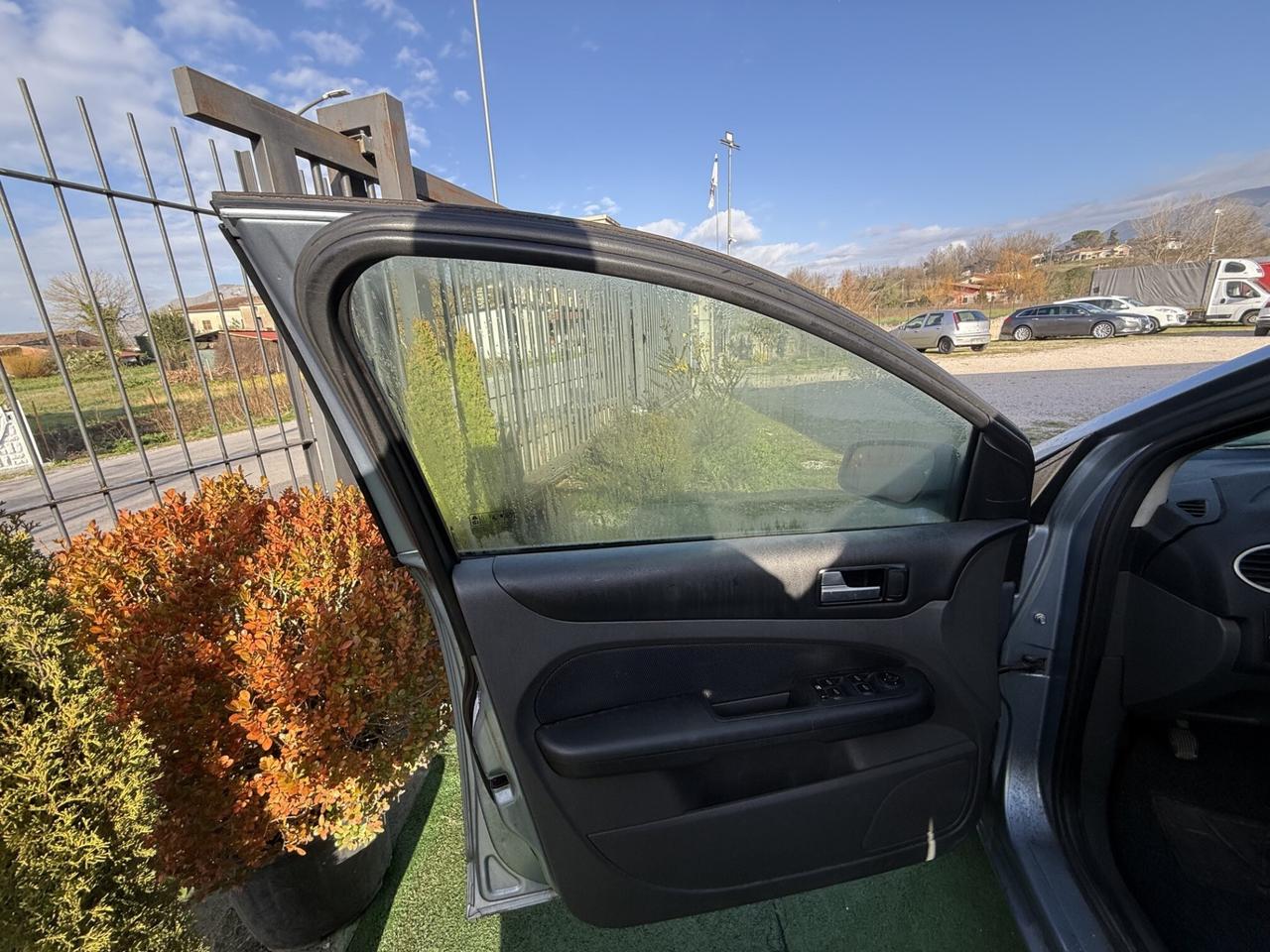 Ford Focus 1.6 TDCi 90 CV