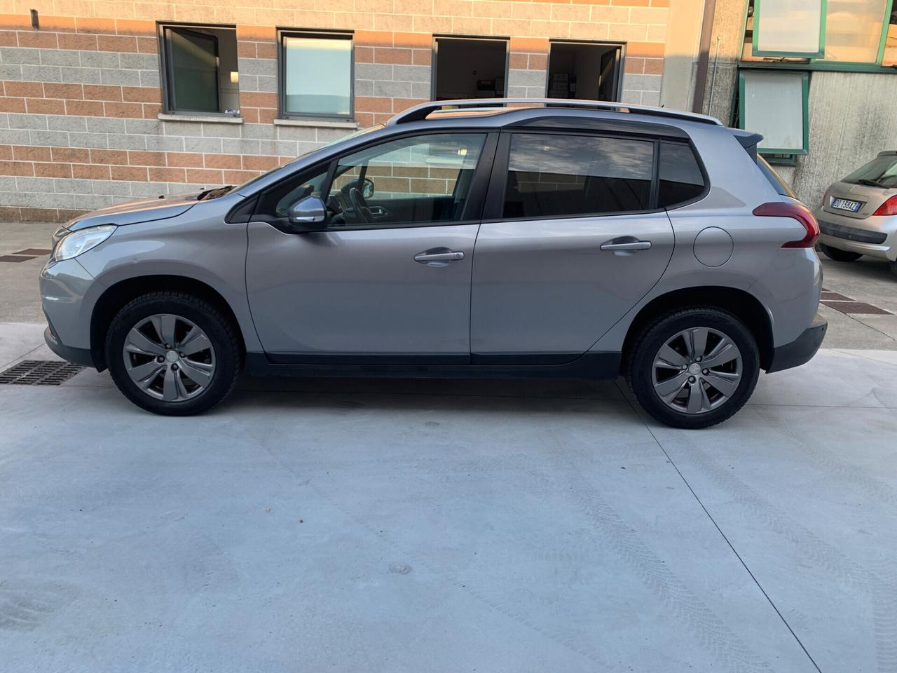 Peugeot 2008 BlueHDi