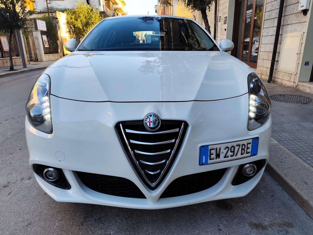 Alfa Romeo Giulietta 1.6 JTDm-2 105CV Distinctive