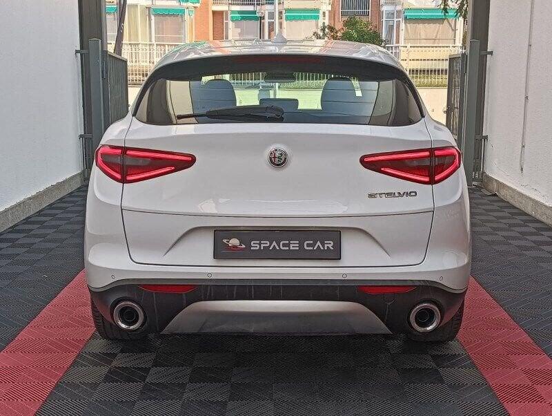 Alfa Romeo Stelvio Stelvio 2.2 Turbodiesel 160 CV AT8 RWD Super