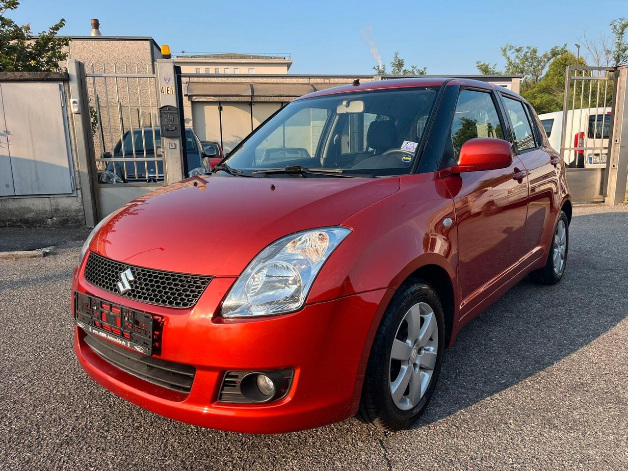 Suzuki Swift 1.3 5p. CAMBIO AUTOMATICO