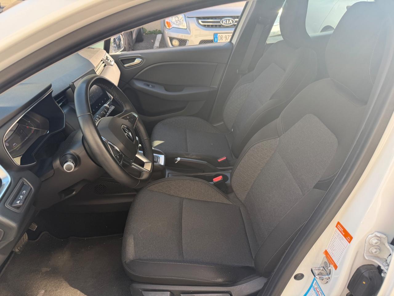 Renault Clio Full Hybrid E-Tech 140 CV 5 porte Intens