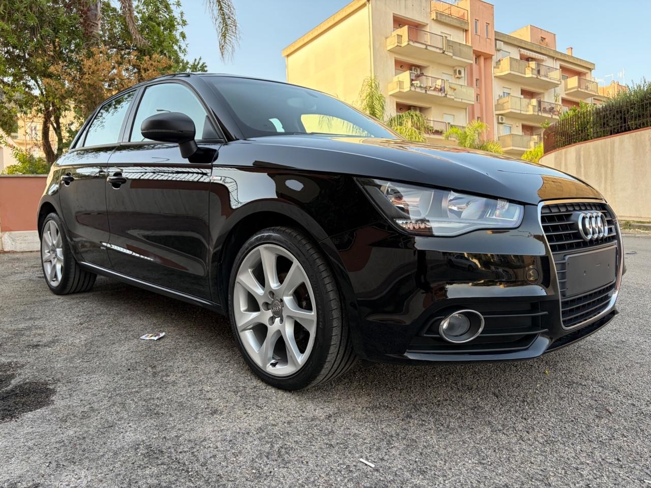 Audi A1 1.2 TFSI Ambition s-line