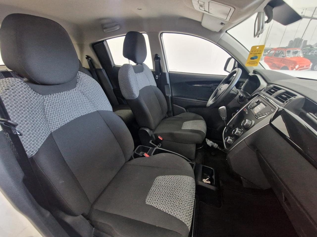 Mahindra KUV100 1.2 VVT K6+
