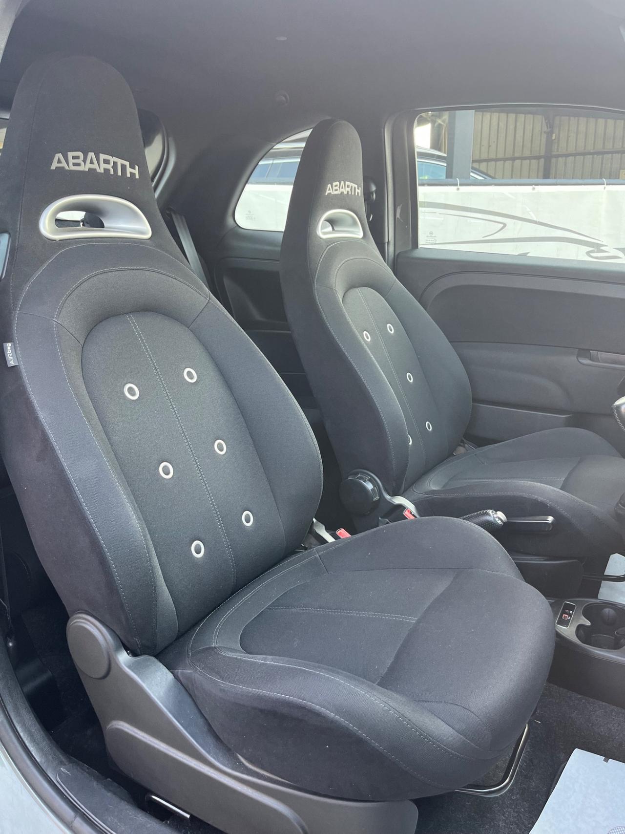 Abarth 595 1.4 Turbo T-Jet 145 CV