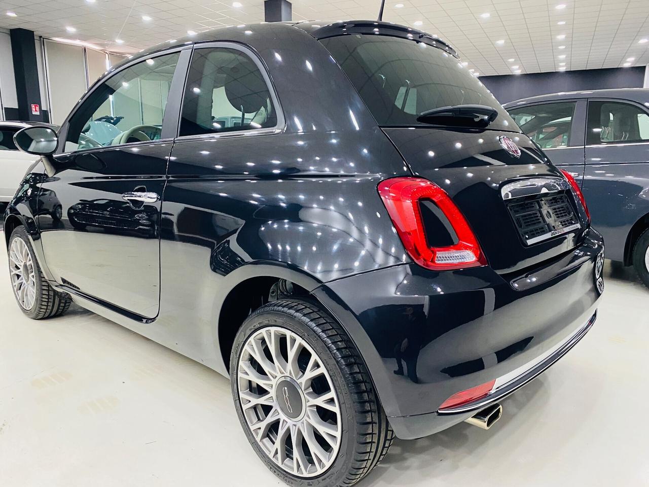 Fiat 500 1.0 Hybrid Dolcevita Navy CarPlay Prezzo promo 10999