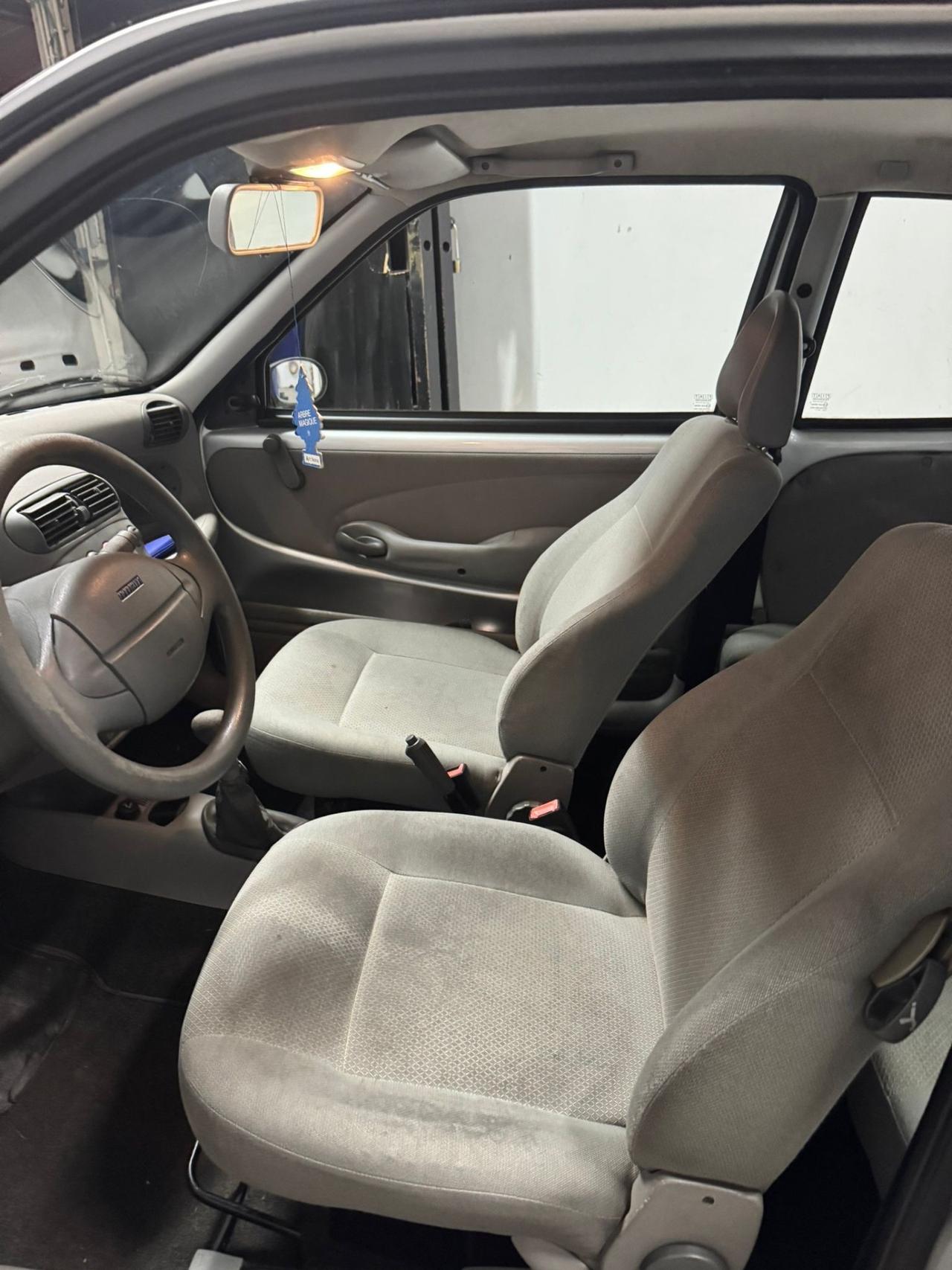 Fiat 600 1.1 Active 2009