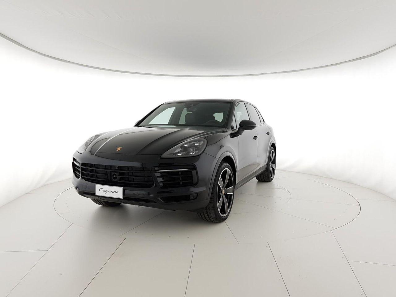 PORSCHE Cayenne 3.0 V6