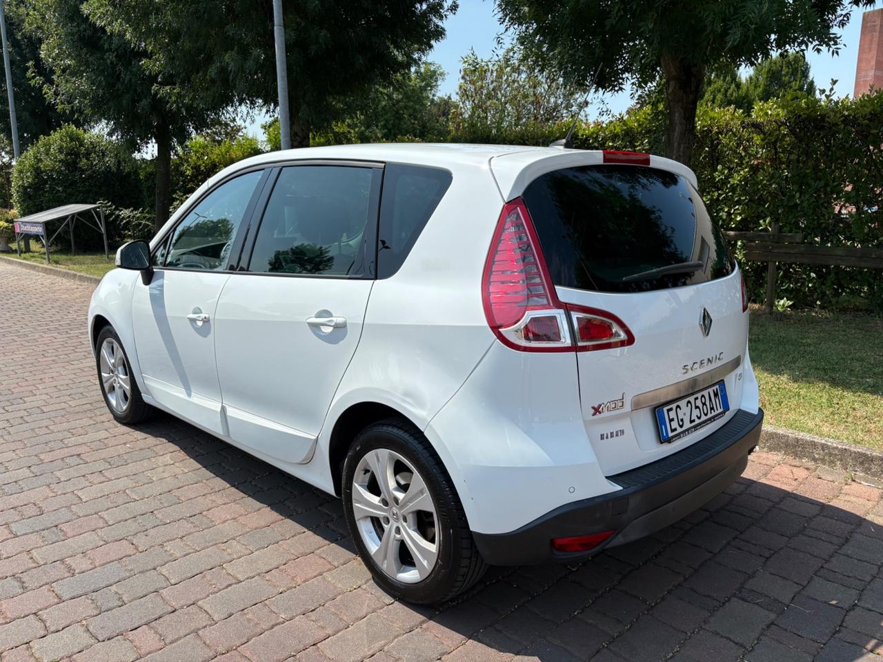 Renault Scenic Scénic X-Mod 1.5 dCi 110CV Luxe